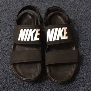 Women’s Tanjun Nike Sandal